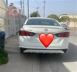 نيسان ألتيما